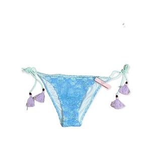 NWT Victoria’s Secret Blue Crochet Lace Bikini Bottoms  [073]